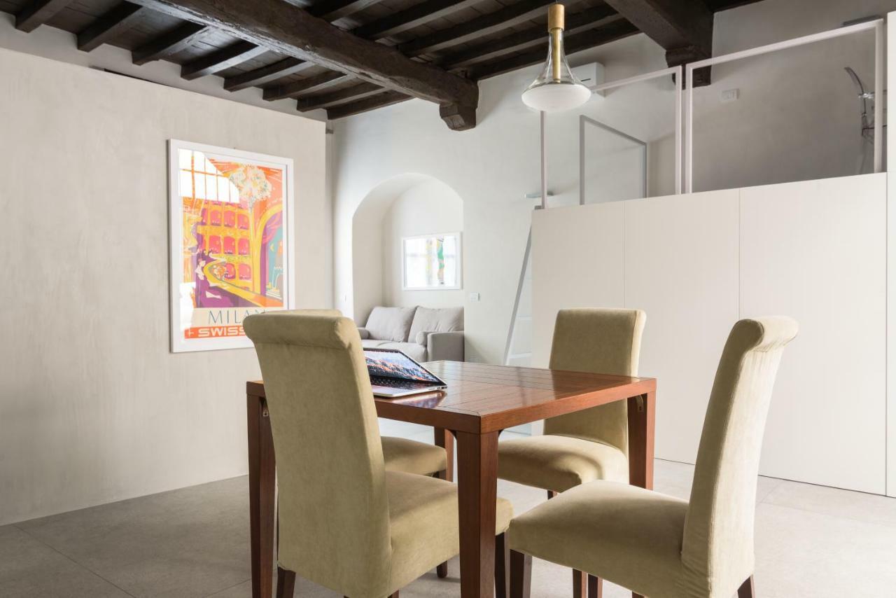 Le Scuderie Di Sant'Ambrogio Apartment Милано Екстериор снимка