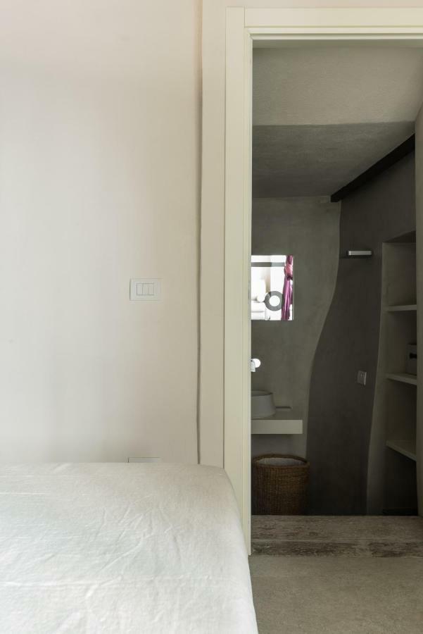 Le Scuderie Di Sant'Ambrogio Apartment Милано Екстериор снимка