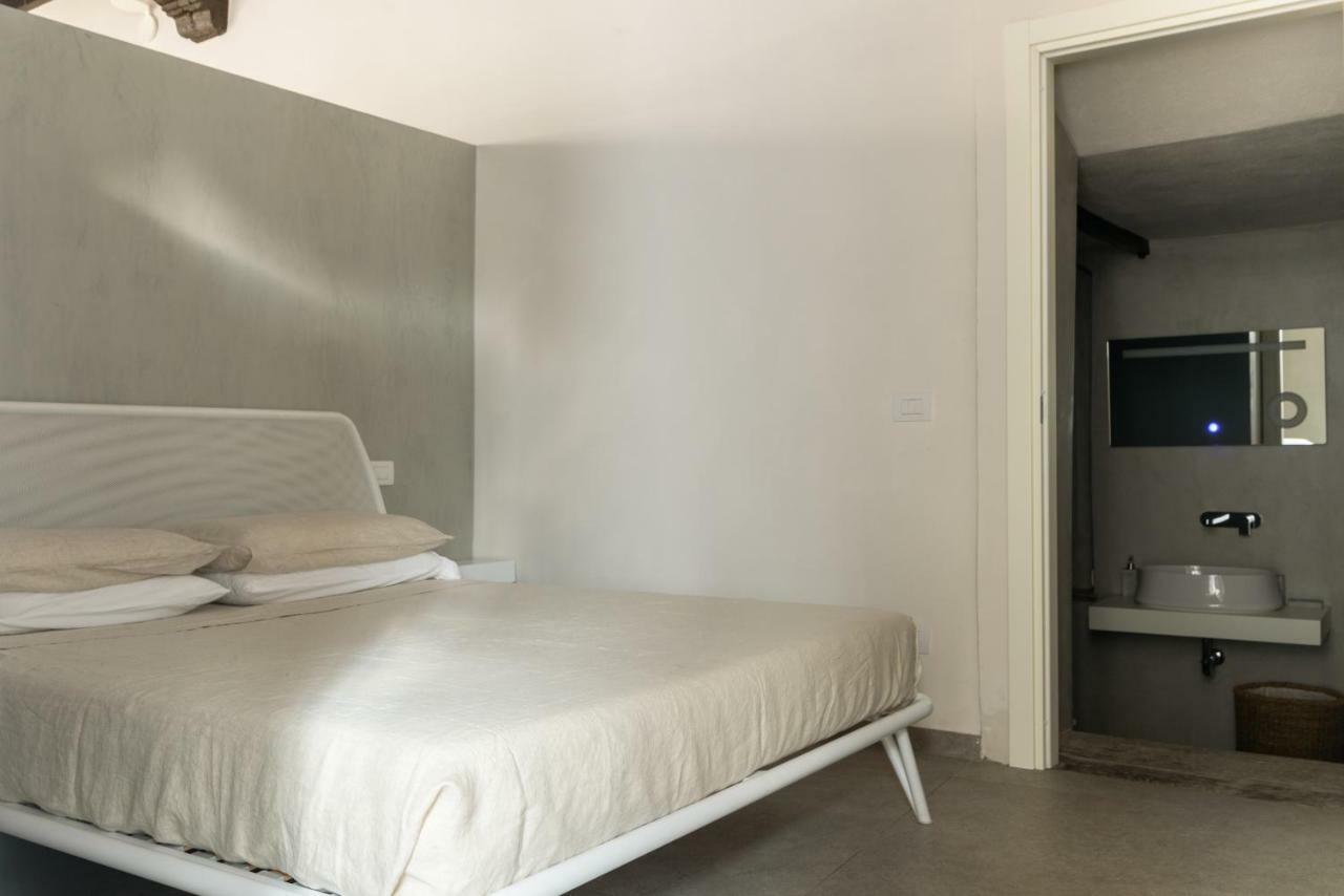 Le Scuderie Di Sant'Ambrogio Apartment Милано Екстериор снимка